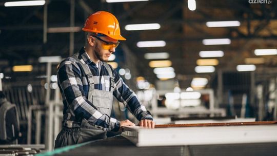 Jak powstają opakowania do żywności z tworzyw sztucznych?