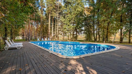 Jak przygotować wodę w basenie do pierwszego użycia po zimie?