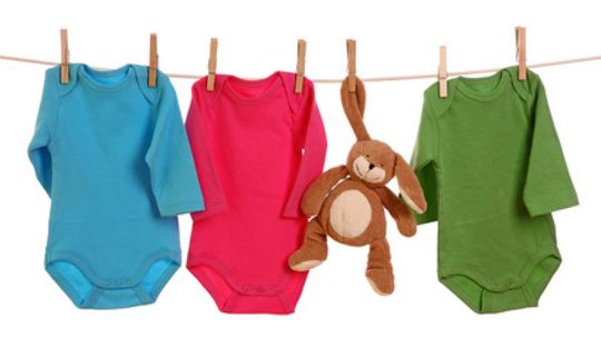 Jak ubierać dziecko wiosną?