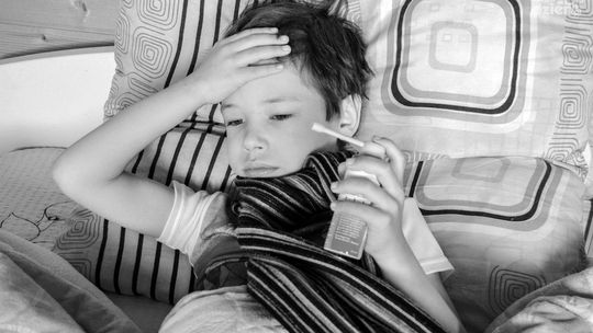 Jak uniknąć przedszkolnych infekcji? Sposoby i środki z apteki internetowej