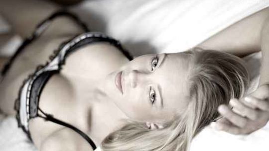 Jak wybrać bieliznę na noc poślubną i nie tylko.