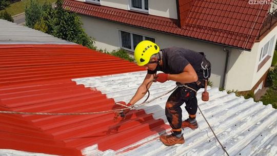 Jak wybrać dobrą farbę do blachy ocynkowanej?