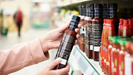 Jak wyróżnić produkt na sklepowej półce? Zadbaj o etykietę!