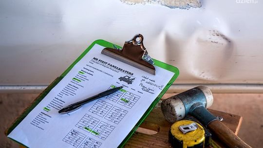 Jaka jest rola rzeczoznawcy samochodowego przy wypadkach drogowych?