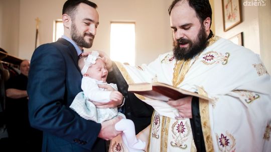 Jaką pamiątkę podarować dziecku na Chrzest Święty?