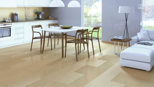 Jaka podłoga do białej kuchni z drewnianym blatem?