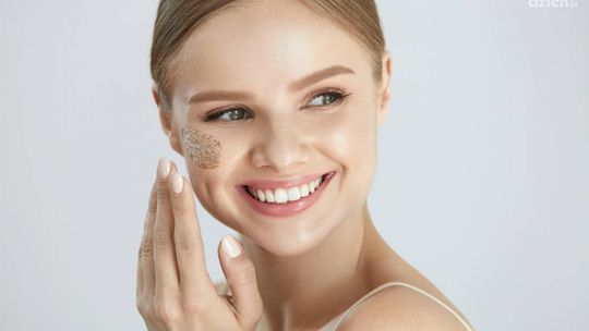 Jaki peeling do twarzy z dobrym składem?