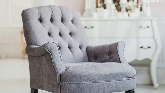 Jakie krzesła wybrać do wnętrz urządzonych w stylu klasycznym?