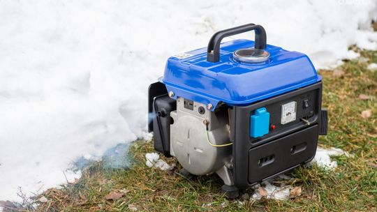 Jakie paliwo do agregatu prądotwórczego – porównanie dostępnych opcji