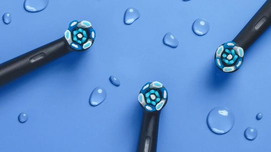 Jakie są korzyści z używania końcówek Oral-B do szczoteczki elektrycznej?