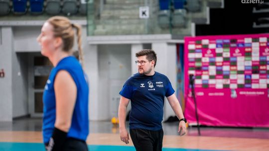 Jakub Głuszak, trener Moya Radomki Radom:  Teraz najważniejszym celem jest to, żeby poznać zawodniczki bliżej
