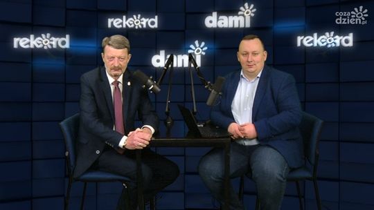 Jarosław Kowalik: Nawet w Pcimiu jest dworzec PKS