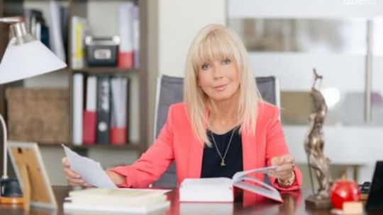 JASTRZĘBIA. Sędzia Anna Maria Wesołowska w gimnazjum