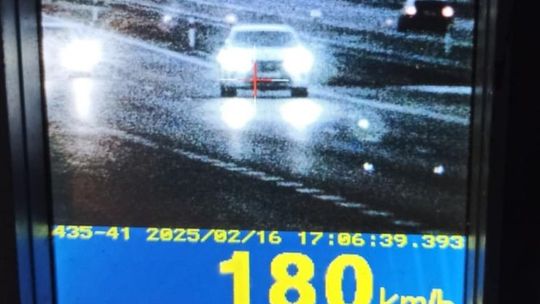 Jechał 180 km/h