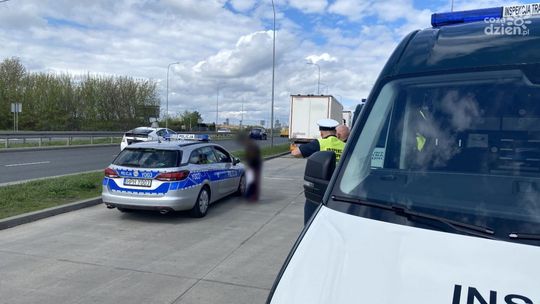 Jechał ciężarówką bez prawa jazdy i łamał przepisy czasu pracy