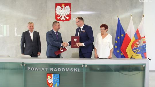 Jedlińsk. Powstanie "branżówka"