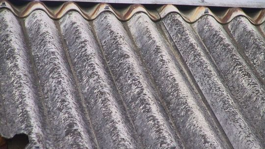 Jedlnia-Letnisko pozbywa się azbestu