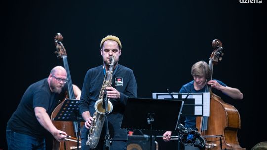 Jerry & thePelicanSystem zagrali w Teatrze