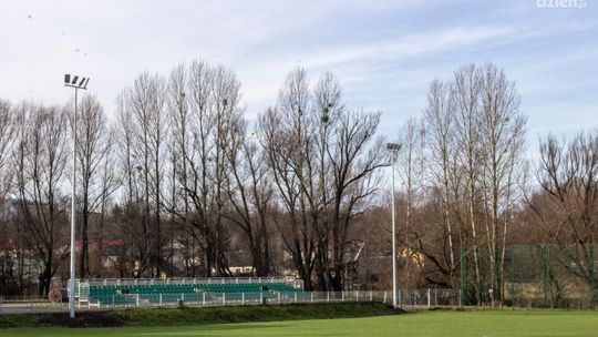 Jest oświetlenie na iłżeckim stadionie! To nie koniec zmian