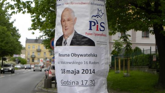 Jest zakaz, ale i tak wieszają plakaty wyborcze