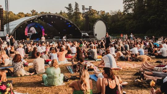 Jubileuszowa odsłona Festiwalu Wibracje. Pięć dni spotkań, warsztatów i koncertów w Osadzie Młynarza