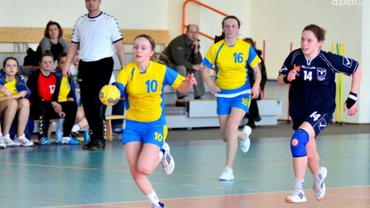 Juniorki Delty Radom rozgromiły szczypiornistki z Mławy