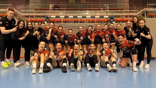 Juniorki Elmas-KPS APR-u Radom zostały wicemistrzyniami Polski!
