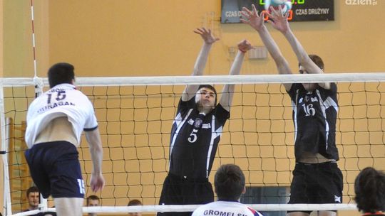 Kadeci Czarnych wygrali z Huraganem