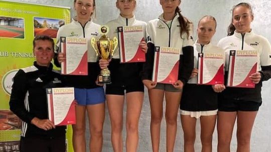 Kadetki AT Masters ze srebrem Drużynowych Mistrzostw Polski
