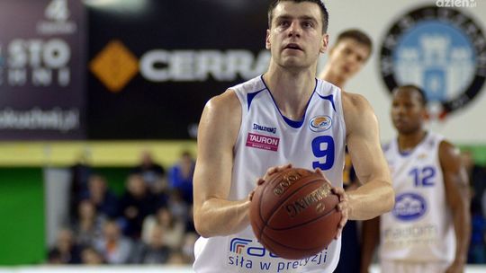 Kamil Łączyński przechodzi z Rosy do Polfarmexu!