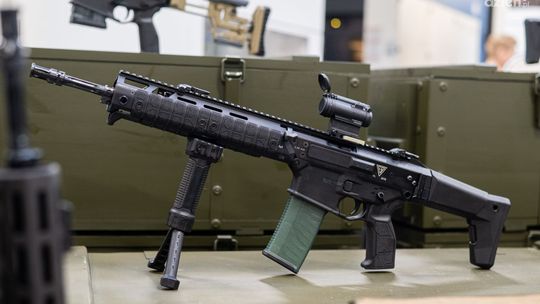 Karabinki GROT - publikacje medialne kontra Fabryka Broni