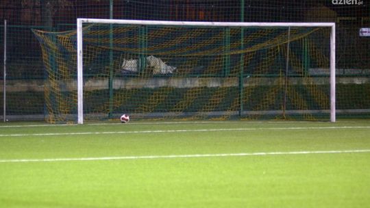 Karol Budzikur wypożyczony do Broni