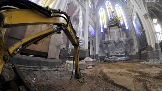 Katedra odzyskuje blask!