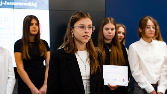 „Każda recytacja to jedna wielka perełka”. Za nami II Radomski Konkurs Recytatorski