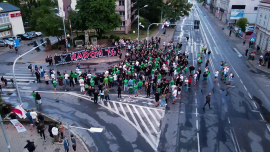 Kibice Radomiaka Radom oddali hołd bohaterom Radomskiego Czerwca 76'