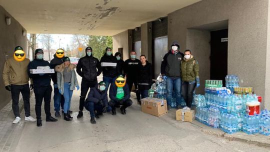 Kibice Radomiaka wspierają szpitale Kibice Radomiaka wspierają szpitale