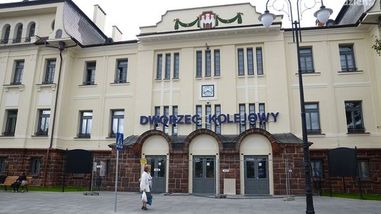 Kiedy będą wyświetlacze na dworcu?