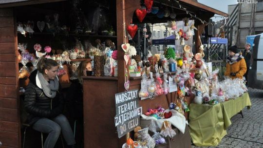 Kiermasz świąteczny rozpoczęty