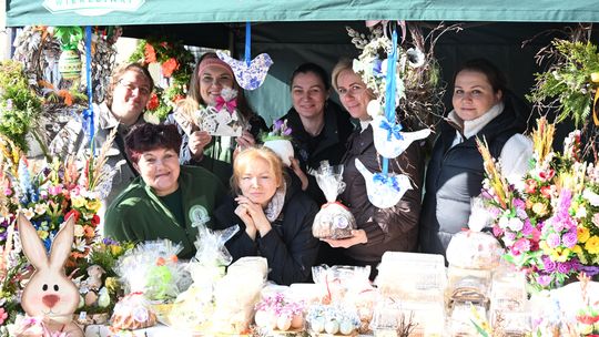 Kiermasz wielkanocny w Białobrzegach przyciągnął tłumy Kiermasz wielkanocny w Białobrzegach przyciągnął tłumy