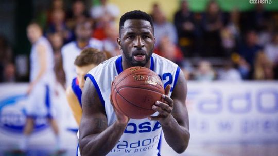 Kim Adams zagra w ROSIE!