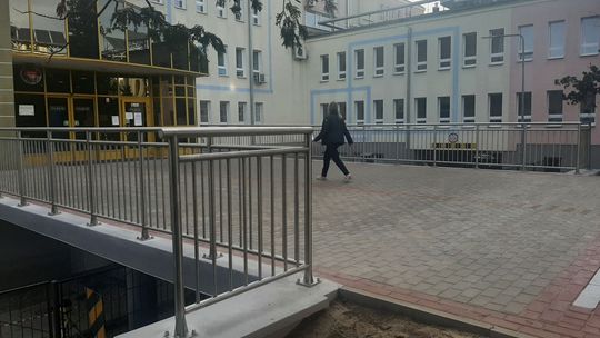 Kładka przy szpitalu wyremontowana