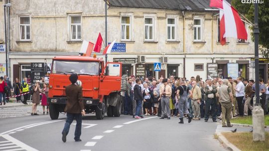 "Klecha". Kto dystrybutorem filmu zamiast TVP?