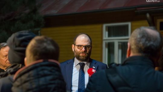 "Klecha" w kontrze do filmów szkalujących Polskę?