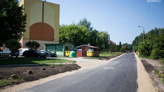 Kolejna droga w ramach Radomskiego Programu Drogowego utwardzona