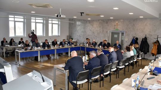 Kolejne inwestycje drogowe w powiecie radomskim