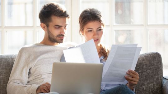 Kolejne zmiany stóp procentowych. Czy mają one wpływ na wzięty kredyt gotówkowy?