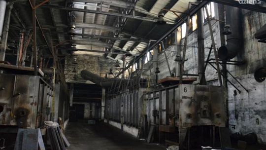 Kolejny raz prokuratura przedłuża śledztwo ws. Fabryki Łączników