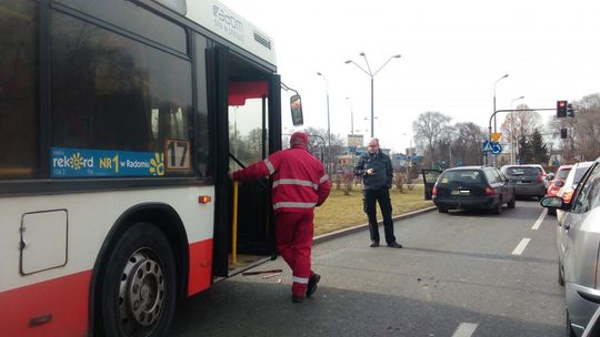 Kolizja autobusu na Reja (WIDEO)