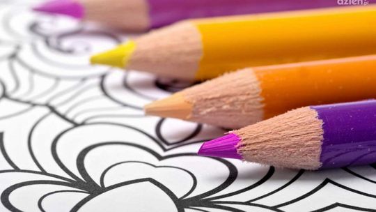 Kolorowanki dinozaury i inne - co kupić dziecku?