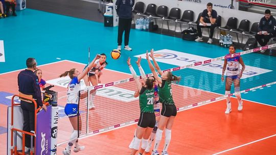 Komplet punktów Moya Radomki Lotniska Radom w domowym starciu z #VolleyWrocław